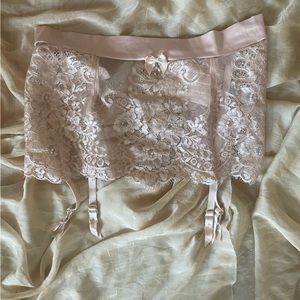 Honey birdette lace carded